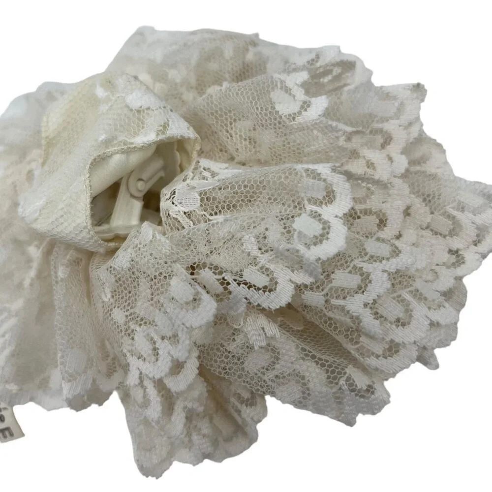 Vintage Nordstrom Hair Claw Clip Lace Ruffle Cream White Bridal